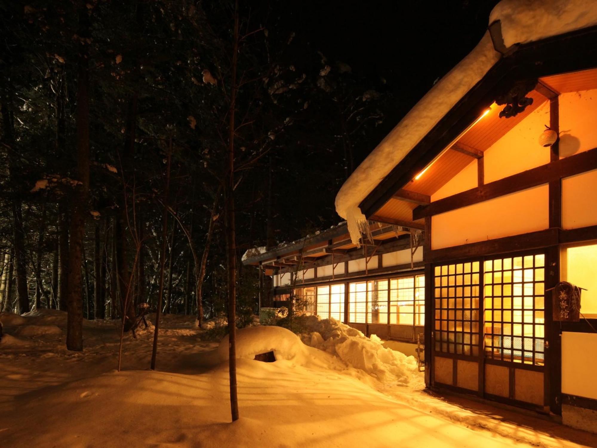 ホテル 彩り湯かしき花と華 日光市 エクステリア 写真