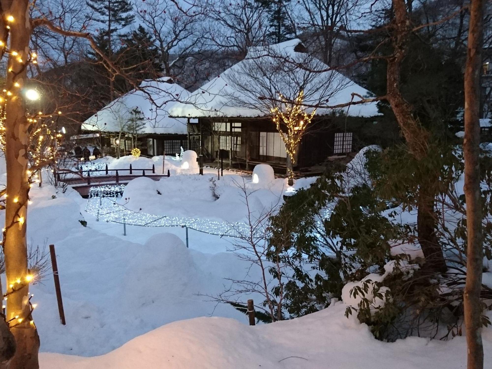 ホテル 彩り湯かしき花と華 日光市 エクステリア 写真